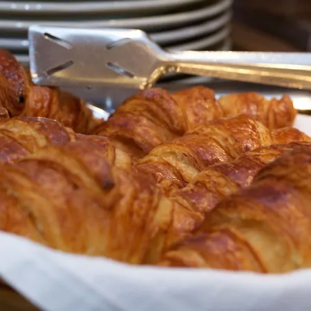 ホテル アローズ