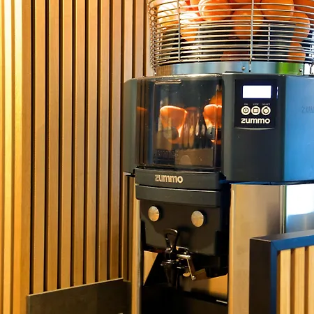 アローズ ウーデン